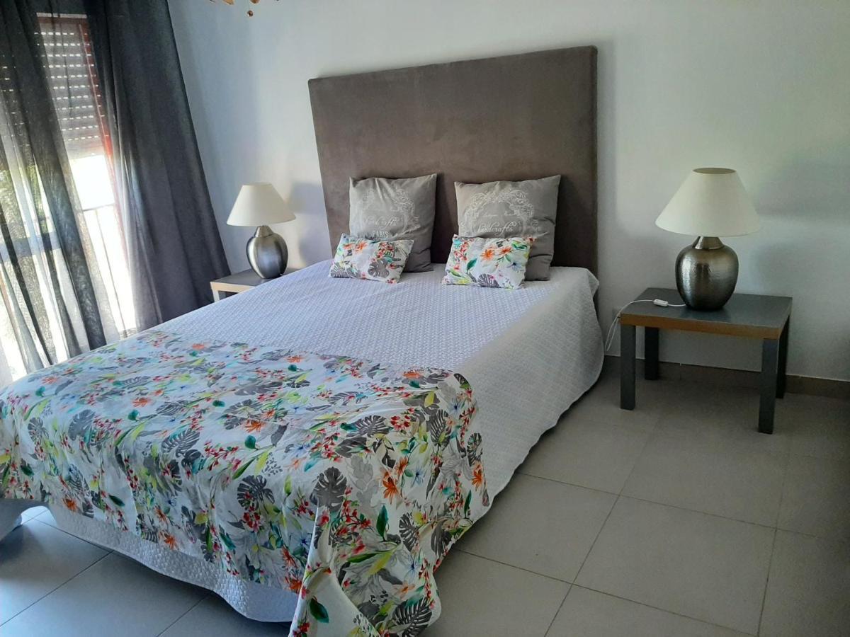 Apartamento Zacarias Quarteira Bagian luar foto